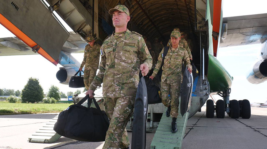 Parade unit of Uzbekistan's Armed Forces arrives in Belarus