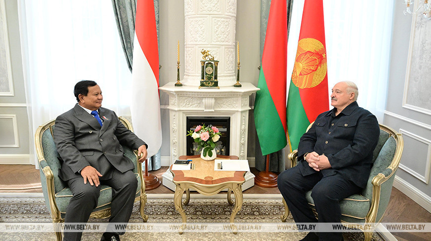 Лукашенко провел встречу с Президентом Индонезии Прабово Субианто