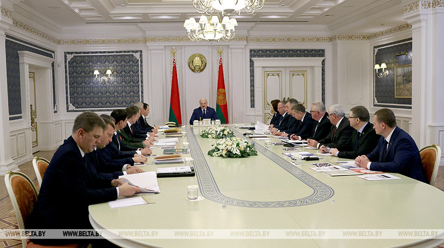 Draft decree on adjusting small business taxation submitted for Lukashenko's approval