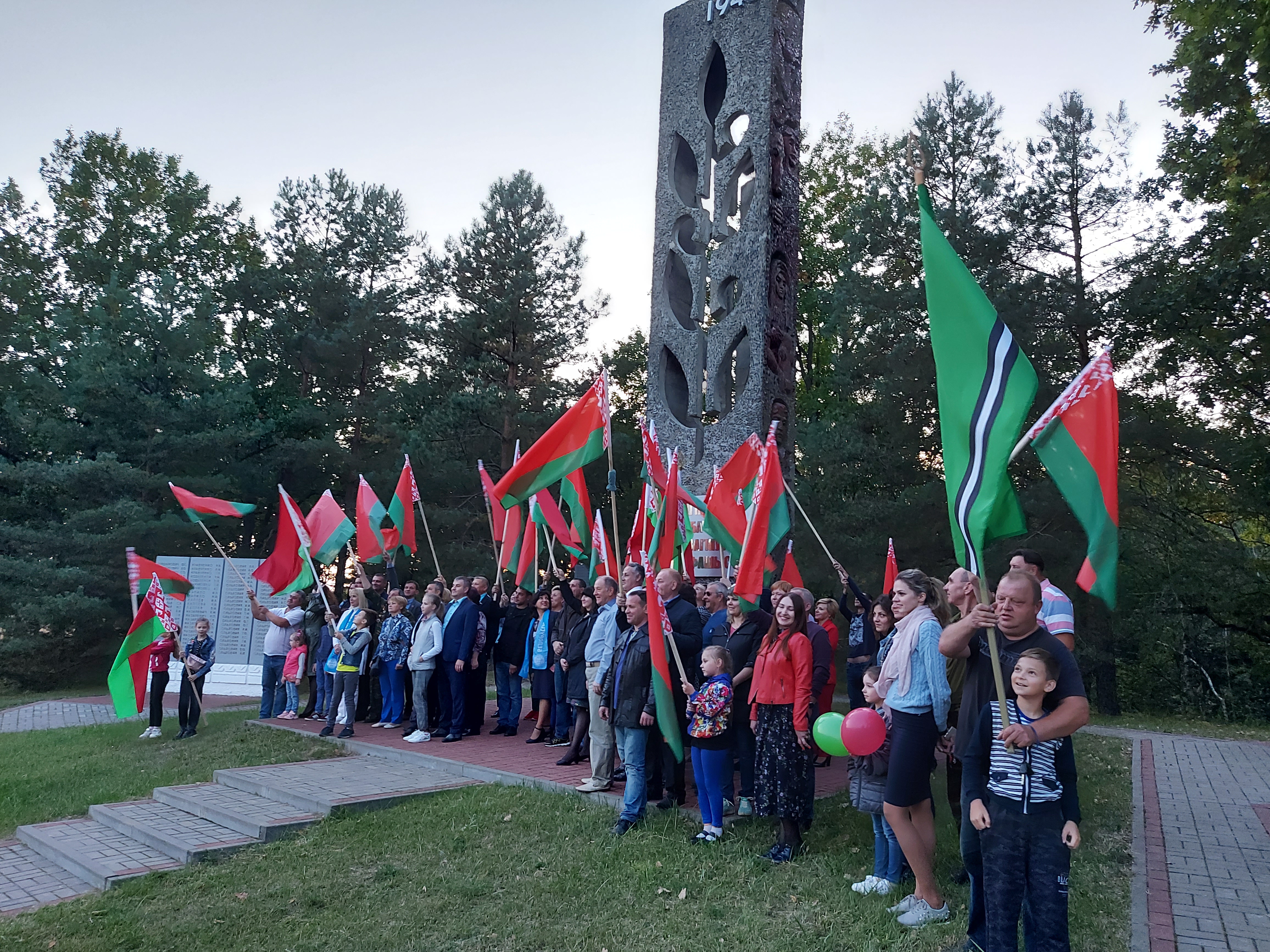 Автопробег "За мирную Беларусь!" состоялся в Осиповичах
