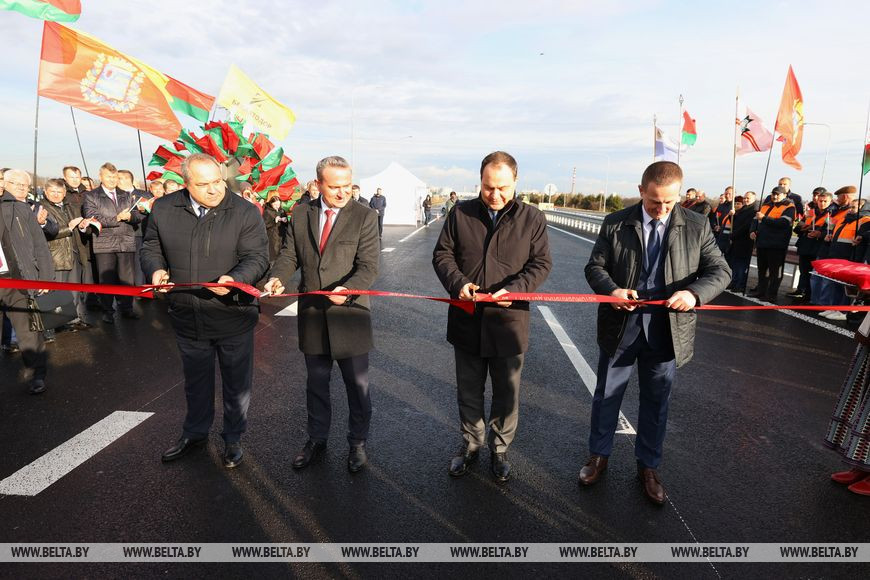 Сегодня состоялась торжественная церемония открытия участка автодороги Р23 Минск-Микашевичи от Слуцка до Солигорска