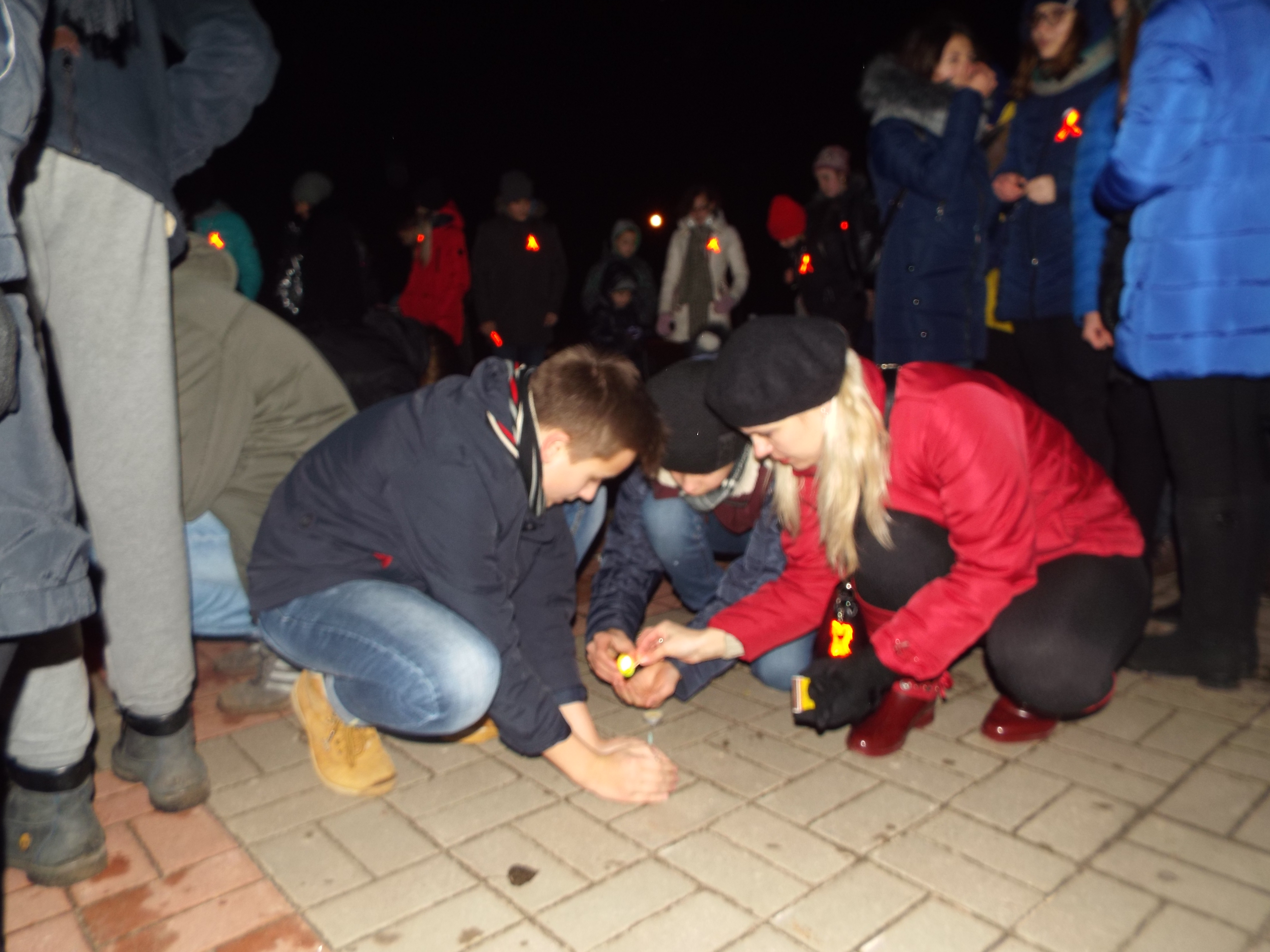 1 декабря 2017 г. в центральном парке города проведена акция "Стоп-СПИД"