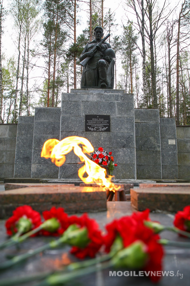 Мемориальный комплекс партизанской славы "Усакино" в Кличевском районе открыли после реконструкции