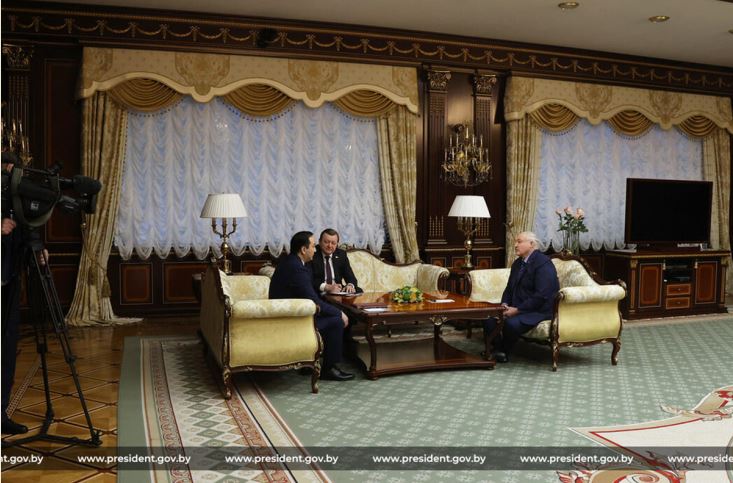 Lukashenko urges Tajikistan to intensify bilateral relations