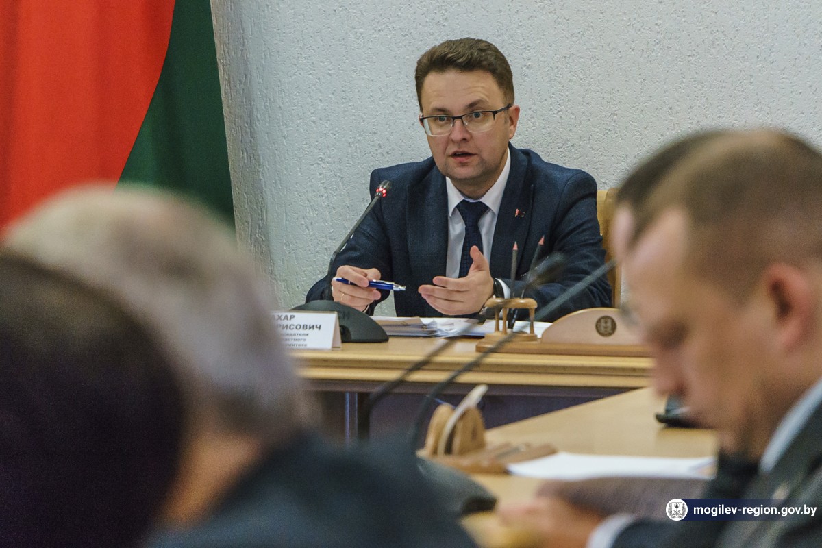 Меры по устранению необоснованного посредничества при закупке товаров и реализации продукции обсудили в облисполкоме