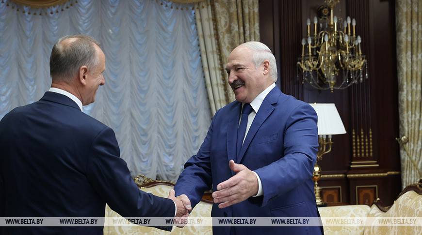 Лукашенко обсудил с секретарем Совбеза России сотрудничество в сфере безопасности и обороны