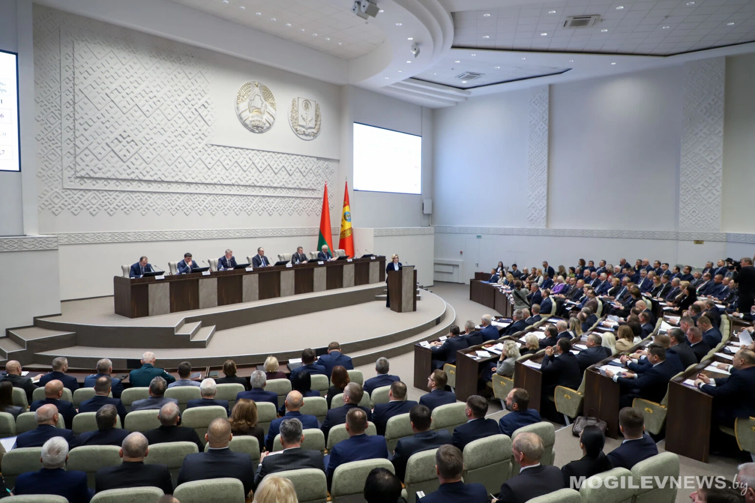 Итоги социально-экономического развития и исполнения бюджета Могилевской области за 2025 год рассмотрели на заседании облисполкома