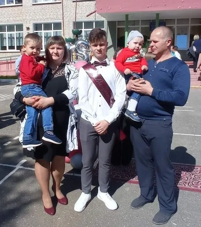 «Вместе можем всё!»: как живёт многодетная семья Жук из агрогородка Жорновка