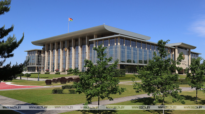 Lukashenko sends Independence Day greetings to people of Canada 