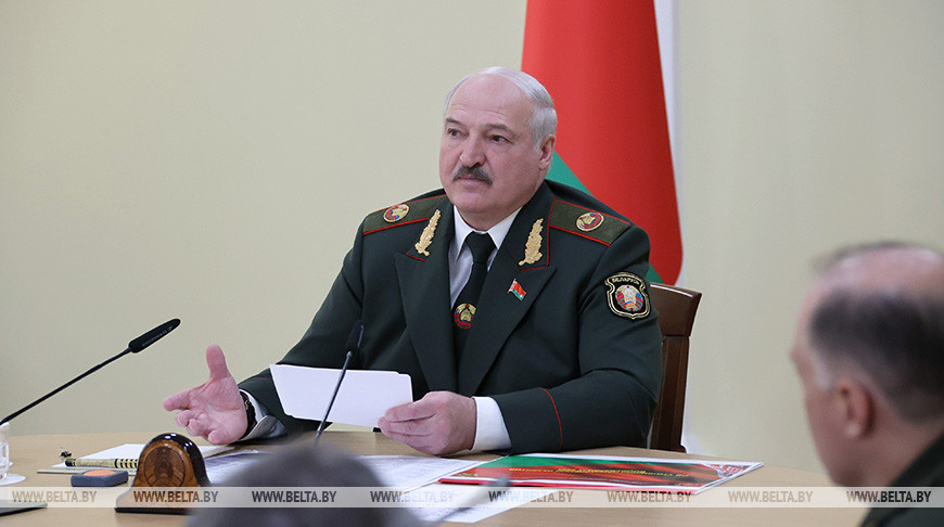 Lukashenko: Ukraine conflict prompted Belarus to revisit army modernization plan