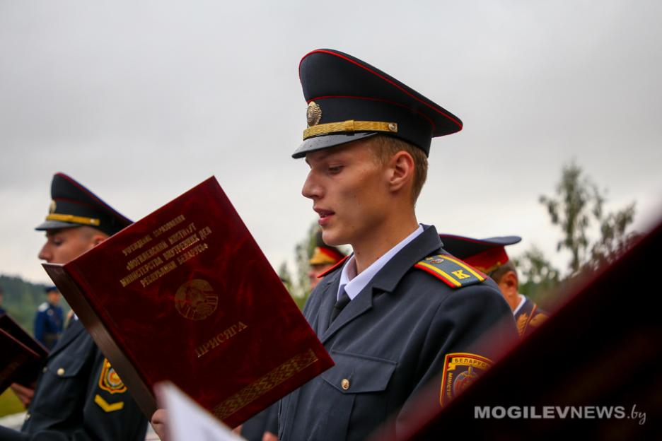 Новобранцы Могилевского института МВД готовятся принести присягу