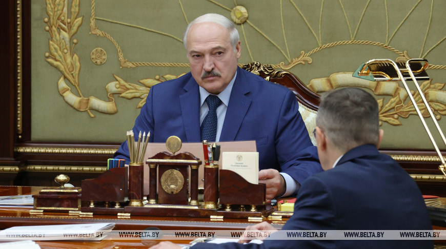 Президент принял сегодня с докладом генерального директора ПО "Белоруснефть"