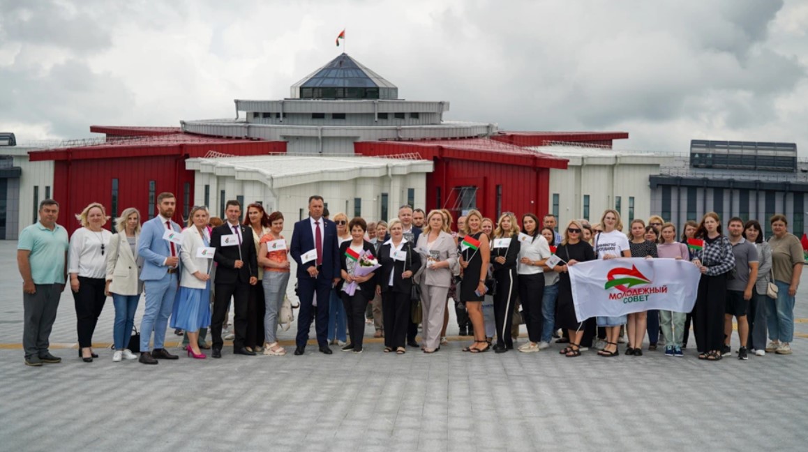 Представители Белорусской партии «Белая Русь» посетили Музей Славы Могилевщины. Фото