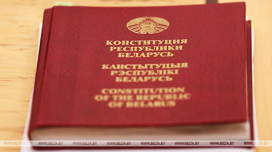 «Конституцию на улице не напишешь» - Лукашенко встретился в СИЗО КГБ с представителями оппозиционных движений