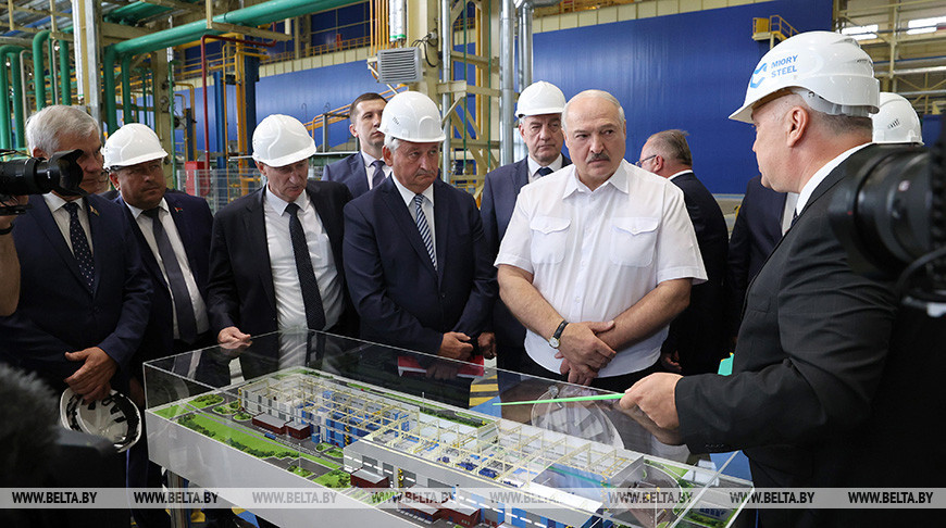 Александр Лукашенко потребовал наладить стабильную работу Миорского металлопрокатного завода