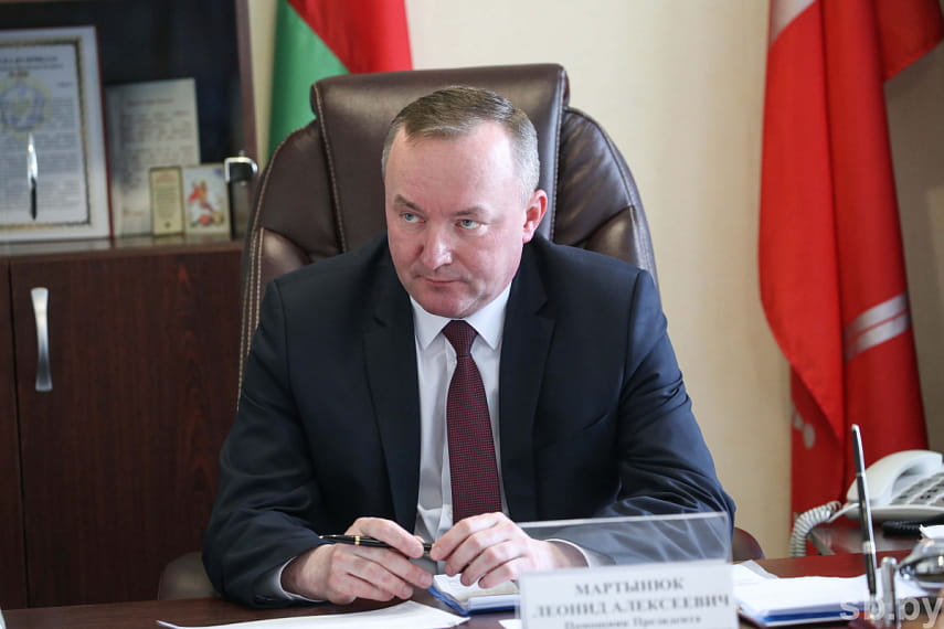 Леонид Мартынюк провел в Шклове выездной прием граждан