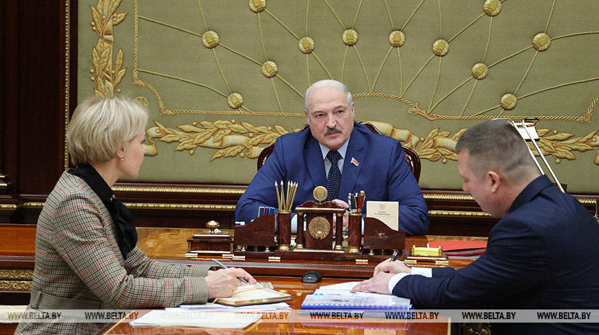 Lukashenko urges to launch policy making process under new Constitution