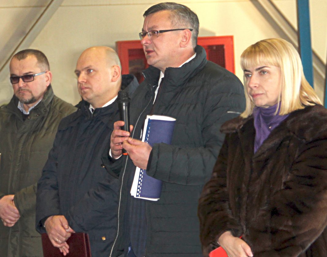 Председатель райисполкома Константин Жигуцкий и депутат палаты Представителей НАС РБ Светлана Шутова провели встречу с трудовым коллективом Осиповичского завода транспортного машиностроения