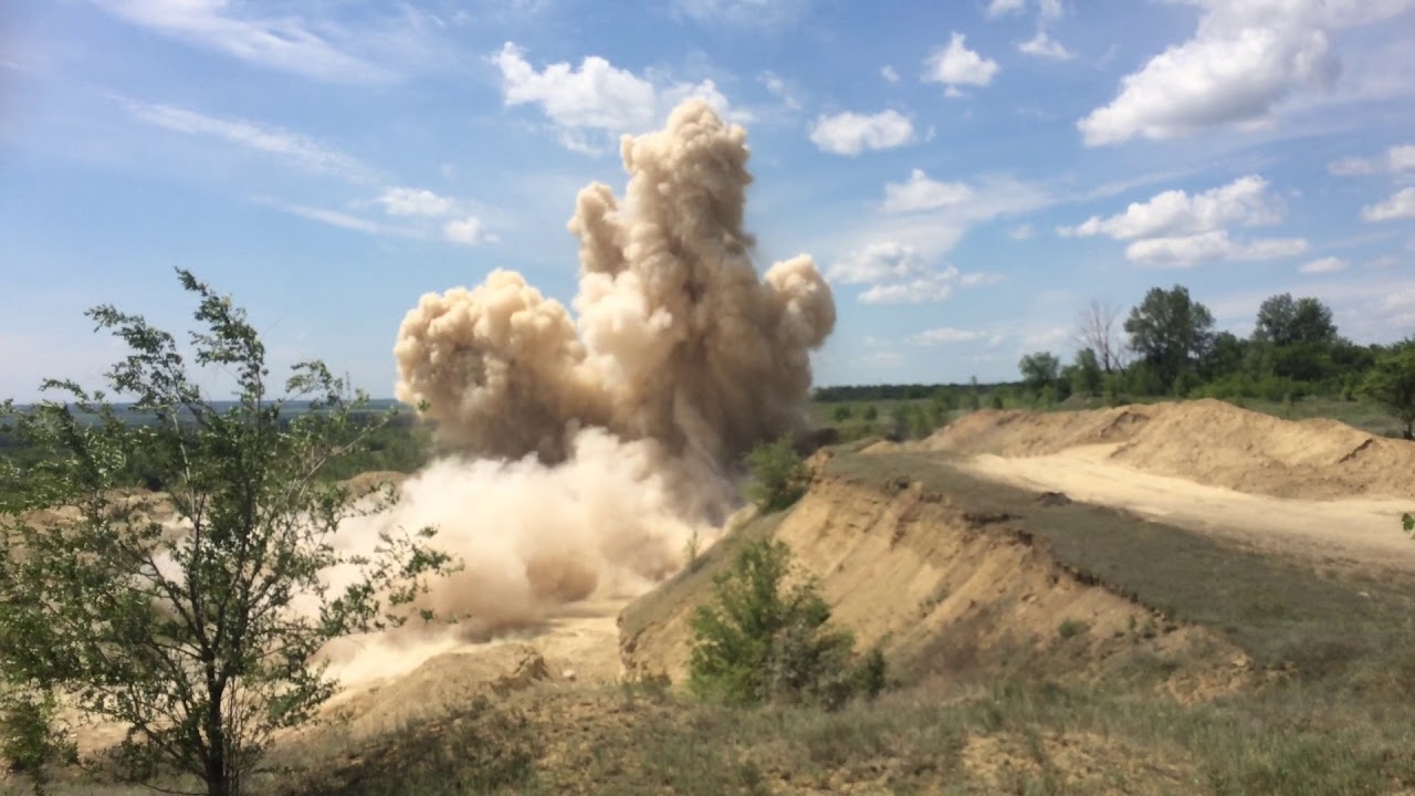 С 2 по 31 марта с 7.00 до 16.00 часов в рабочие дни на подрывной площадке полигона "Осиповичский" будут проводиться плановые подрывные работы