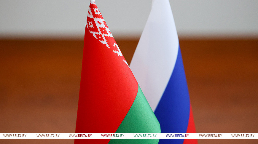Lukashenko, Putin discuss promising projects, defense, security, border situation over phone