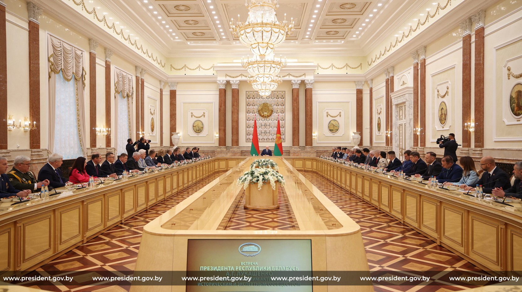 Президент: История суверенного государства только начинается