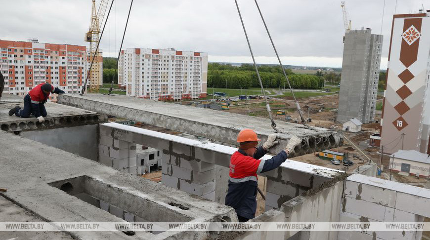 В Минстройархитектуры рассказали, сколько построят жилья в этом году