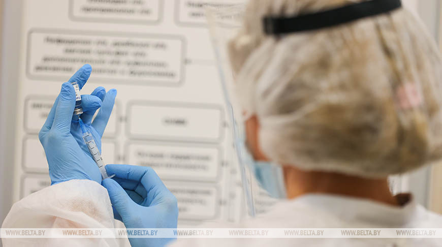 Lukashenko: We make enough vaccines to keep COVID-19 at bay for a while