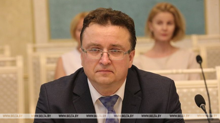 В Беларуси запустят пилотный проект по оплате покупок в магазине через распознавание лиц
