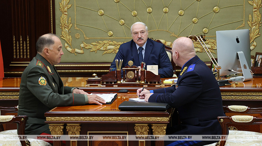 Lukashenko meets with chairman of Belarus' Investigative Committee