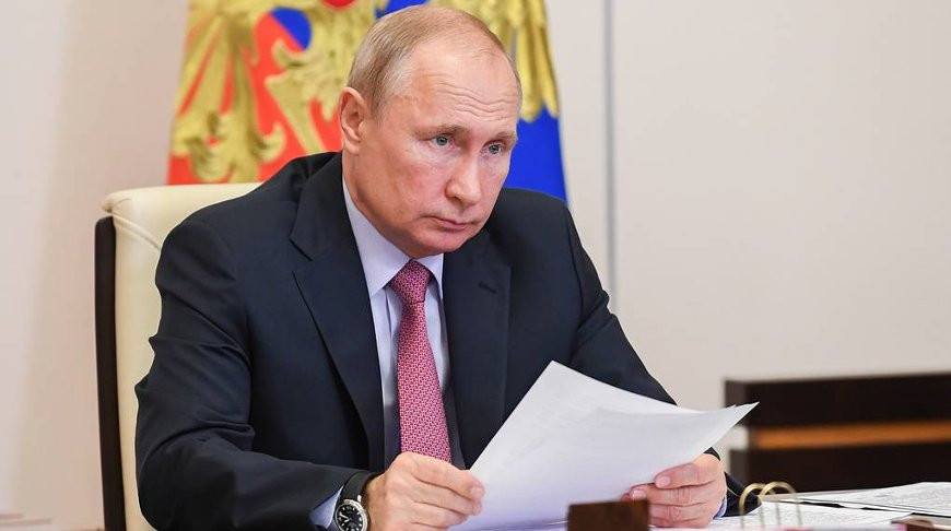 Лукашенко поздравил Президента России Владимира Путина с днем рождения