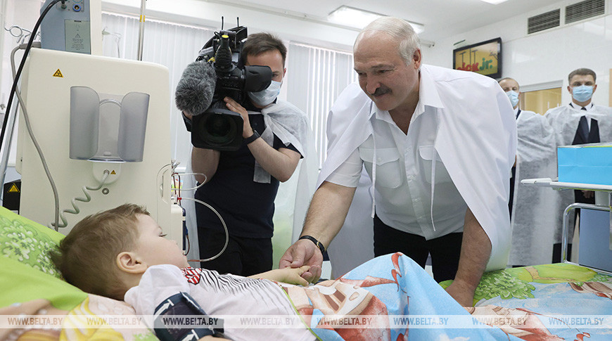 А.Лукашенко: систему здравоохранения в Минске необходимо привести в порядок