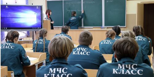 Be an example and pride, or why Bobruisk
schoolchildren want to go to the ministry of emergency situations