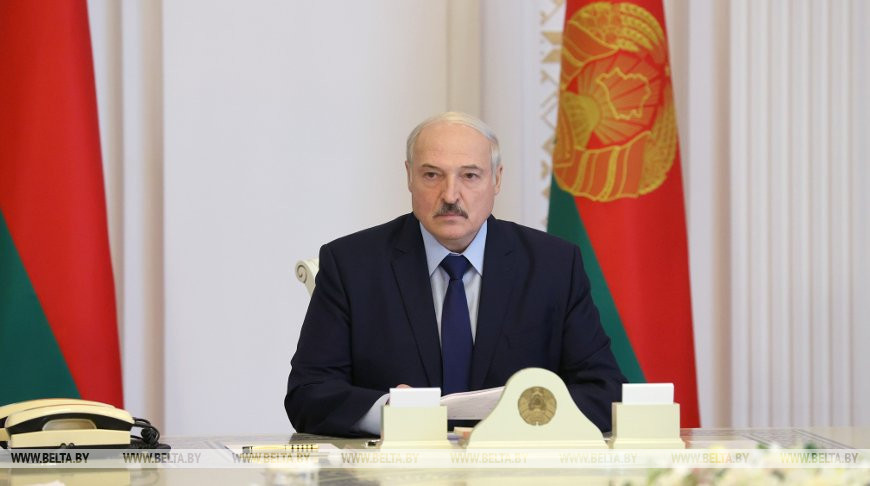 Lukashenko comments on calls to go on strike