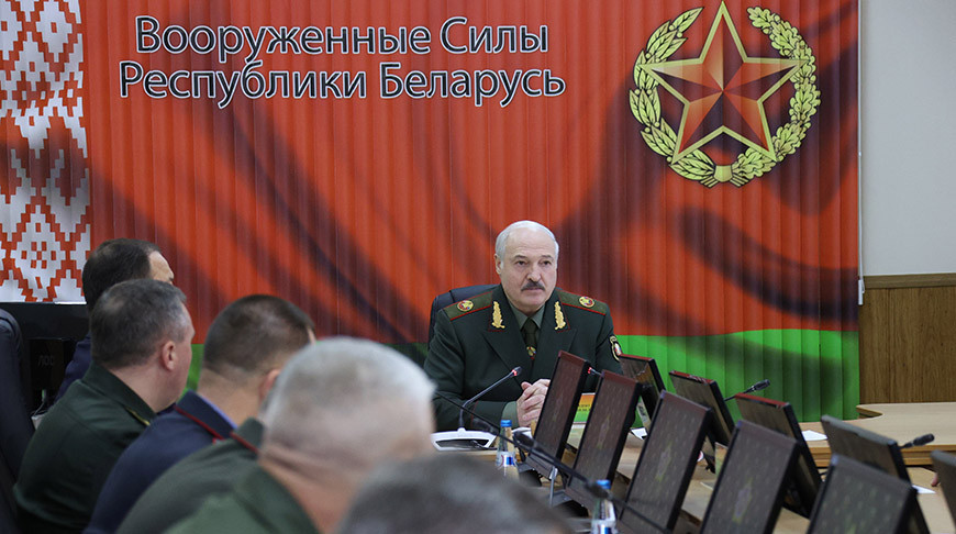 Президент Беларуси Александр Лукашенко провел совещание в Министерстве Обороны Республики Беларусь