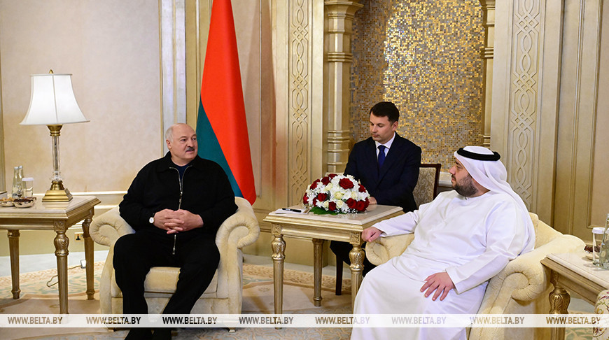 Lukashenko meets with UAE minister of investment