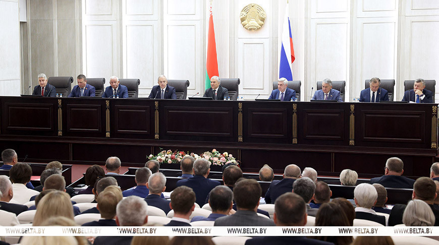 Свято хранить память. Союзные парламентарии приняли заявление по вопросам защиты исторической правды 