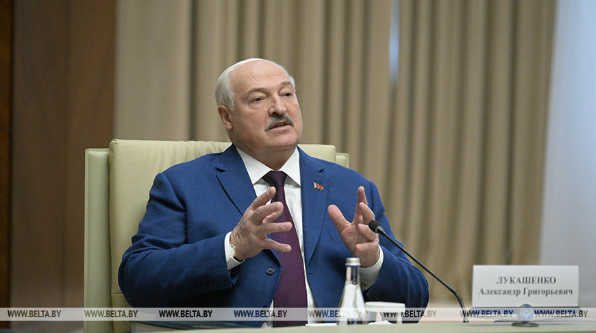 Lukashenko describes Western border situation as ‘besieged fortress’