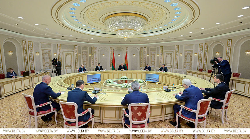 Lukashenko invites Russia’s Tyumen Oblast to expand oil sector cooperation