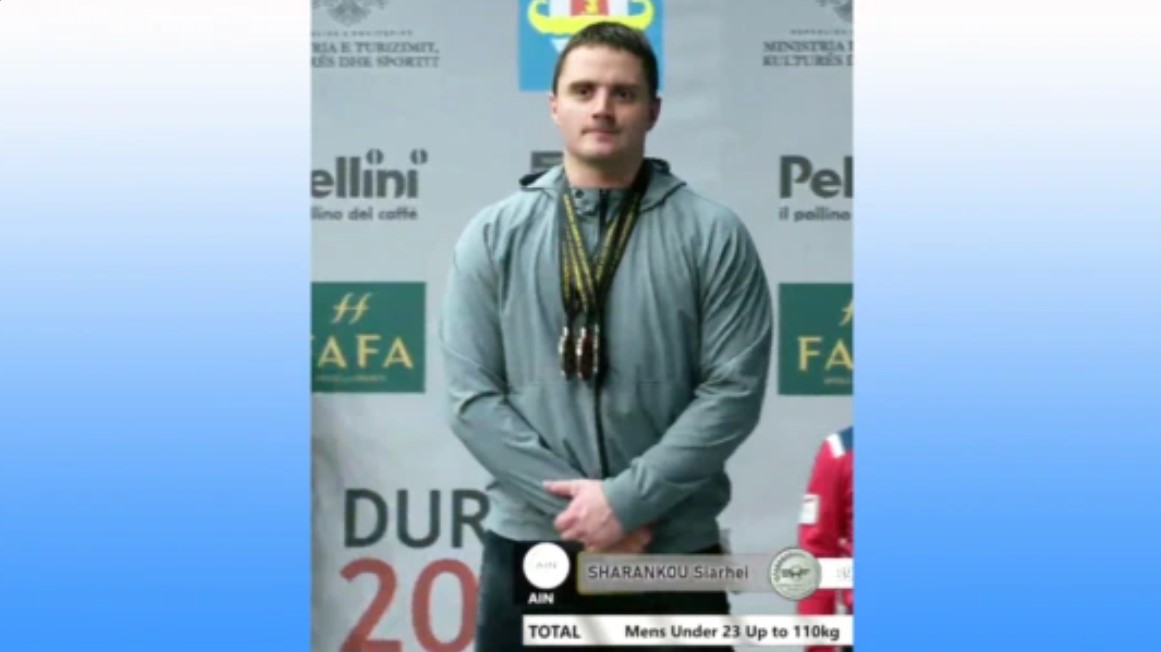 Могилевчанин Сергей Шаренков завоевал серебро чемпионата Европы по тяжелой атлетике