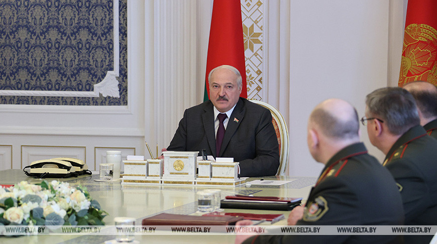 Lukashenko: Belarus needs to learn to counter propaganda