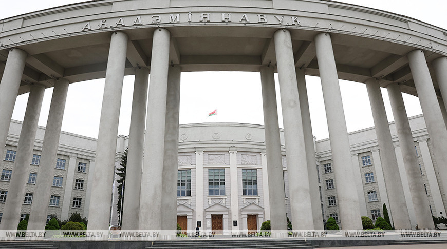 Lukashenko: Time to seriously take care of Belarusian science