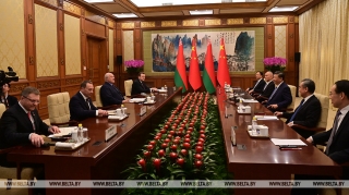 Лукашэнка на перагаворах з Сі Цзіньпінам: Беларусь была, ёсць і будзе надзейным партнёрам для Кітая