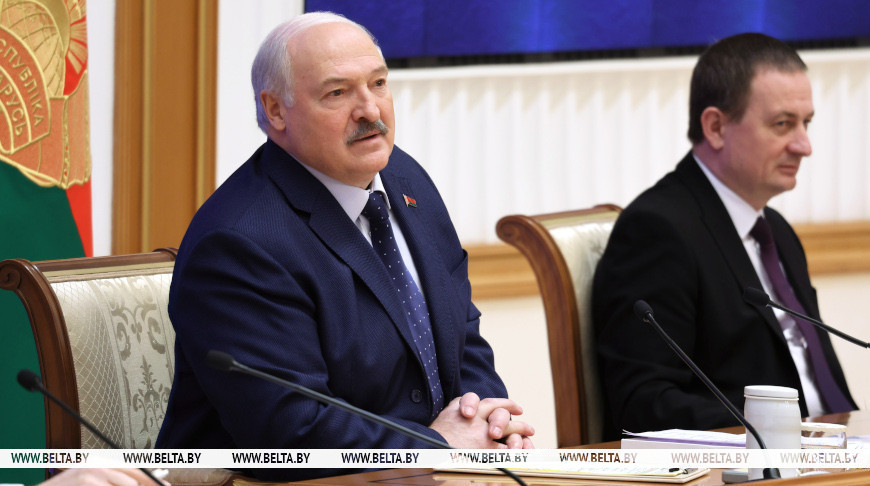 Lukashenko outlines key tasks for science