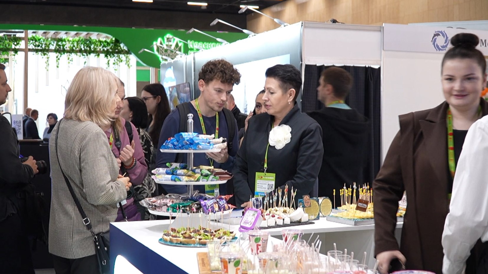 Чемпионат кондитеров, симпозиум хлебопеков, выбор лучшей упаковки - программа на PRODEXPO насыщена