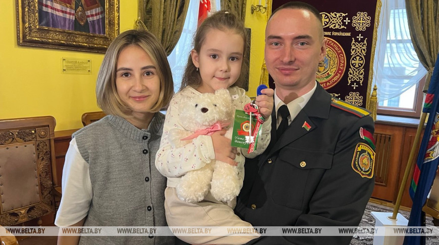 У Магілёве ключы ад арэндных кватэр уручаны супрацоўнікам Дэпартамента аховы