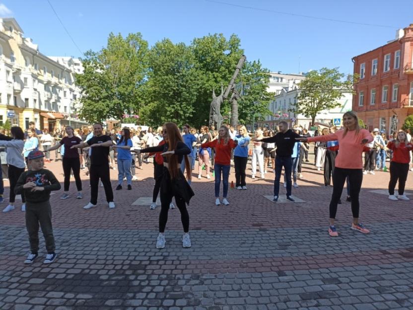 Для профессионалов и любителей: праздник здоровья и народная зарядка прошли в Могилеве