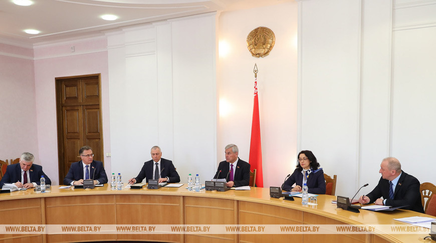 В парламенте держат на контроле подготовку мер поддержки экономики на фоне коронавируса
